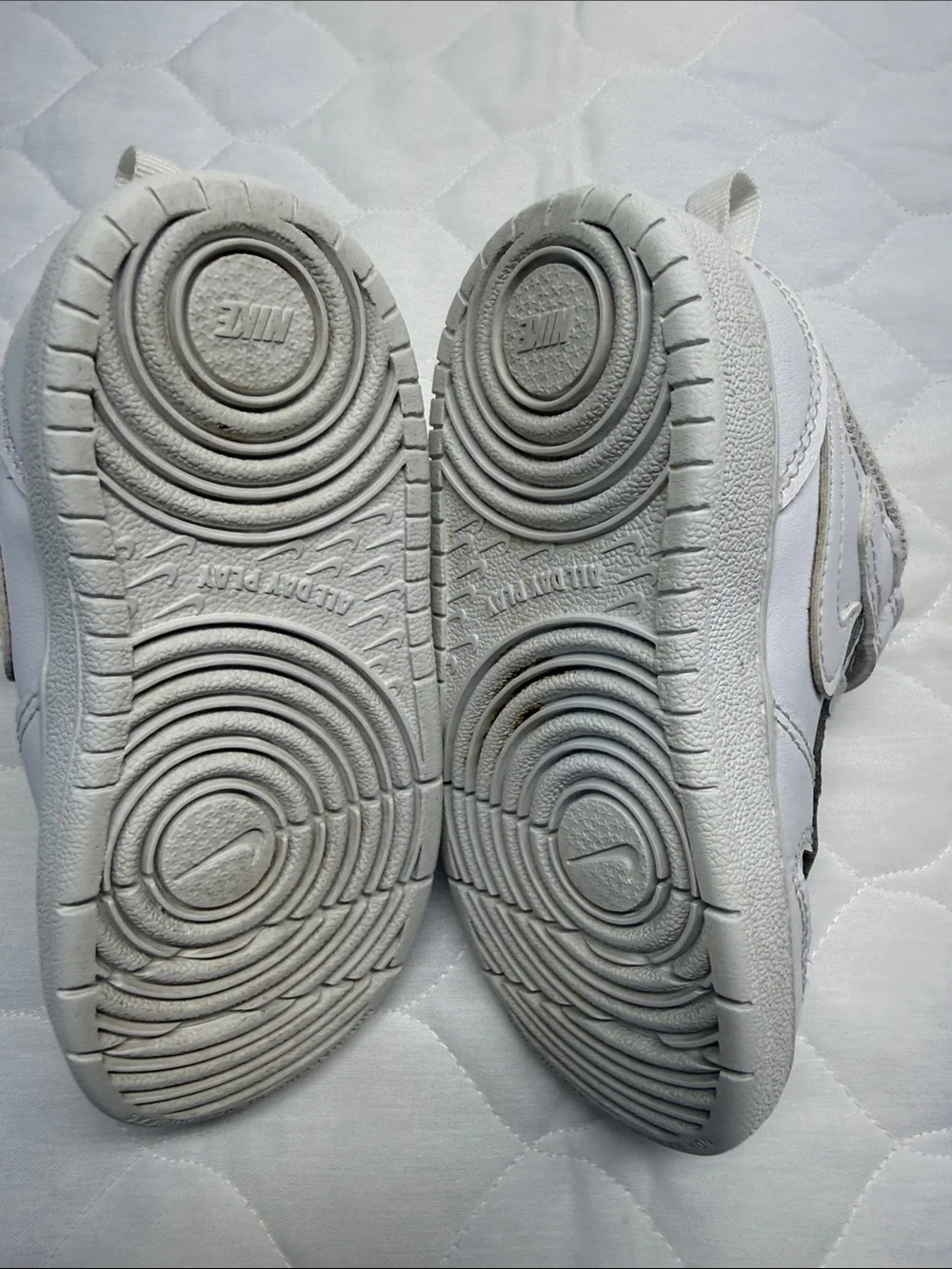 Nike Kids White Hook-and-Loop Low-Top Sneakers